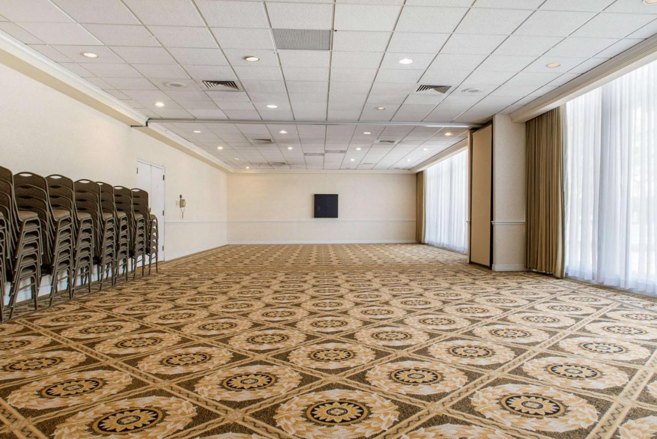 אינדיאנפוליס Clarion Hotel מראה חיצוני תמונה