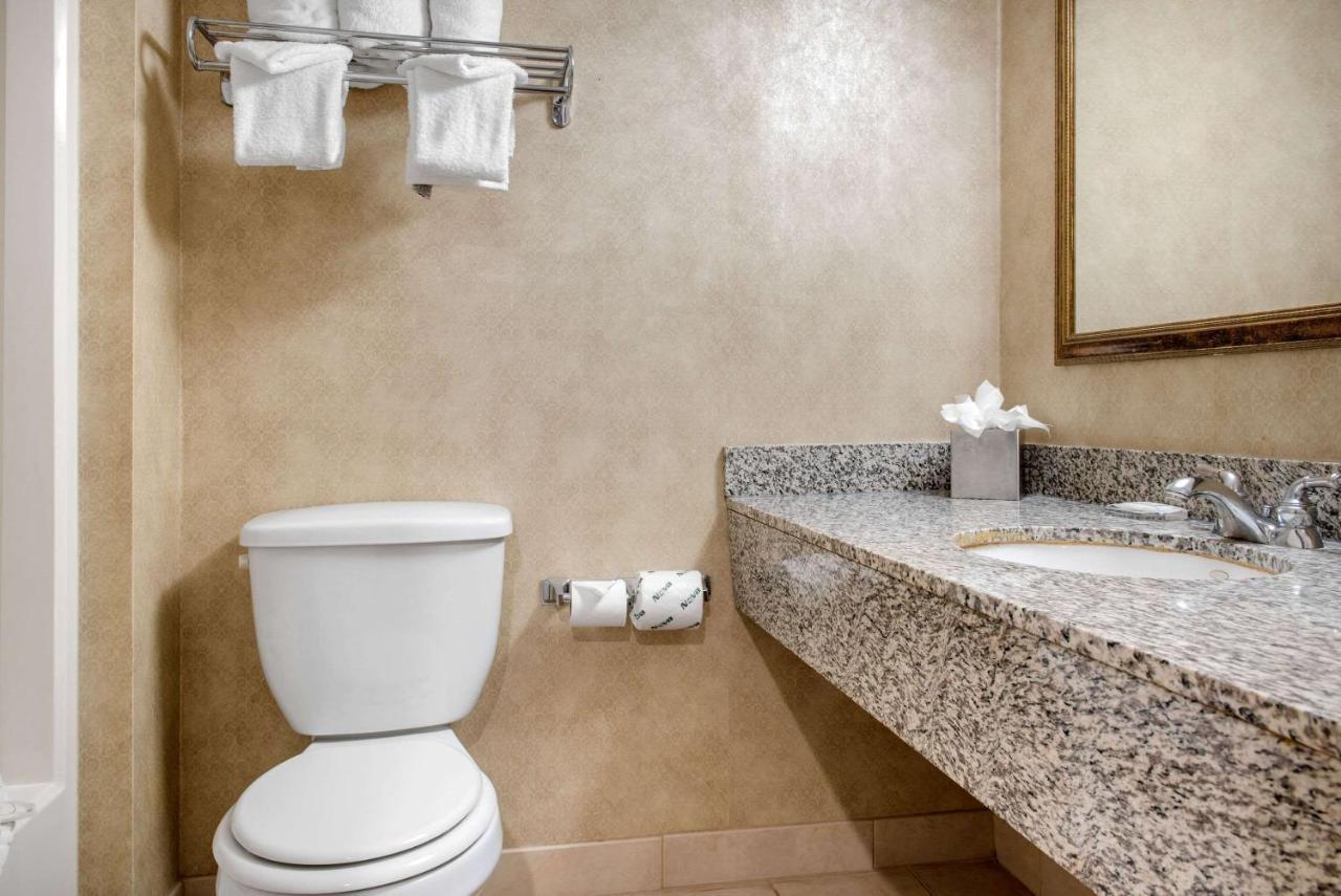 אינדיאנפוליס Clarion Hotel מראה חיצוני תמונה